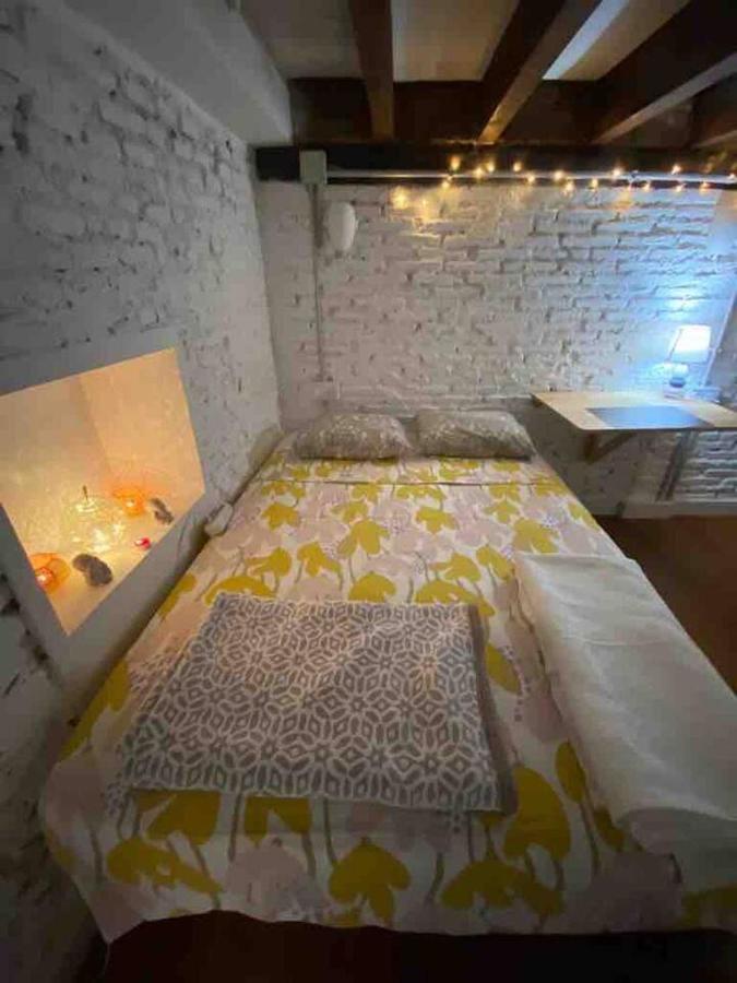 Airbhouse Private Rooms & Apartments Sevilla Exterior foto